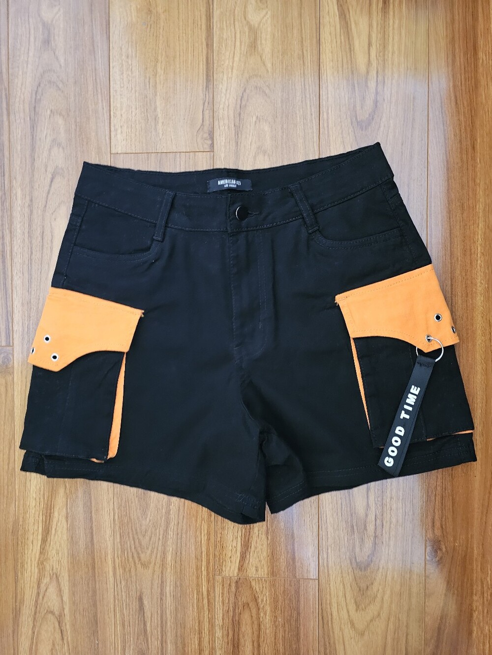 NWOT Women's Utility Cargo Shorts
